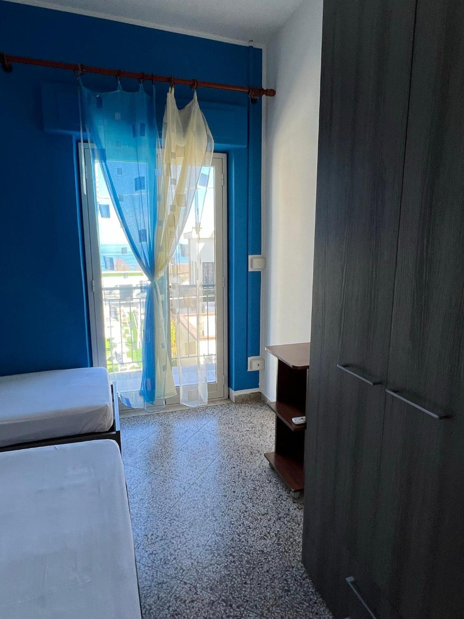 Casa Scirocco Apartment เชฟาลู ภายนอก รูปภาพ